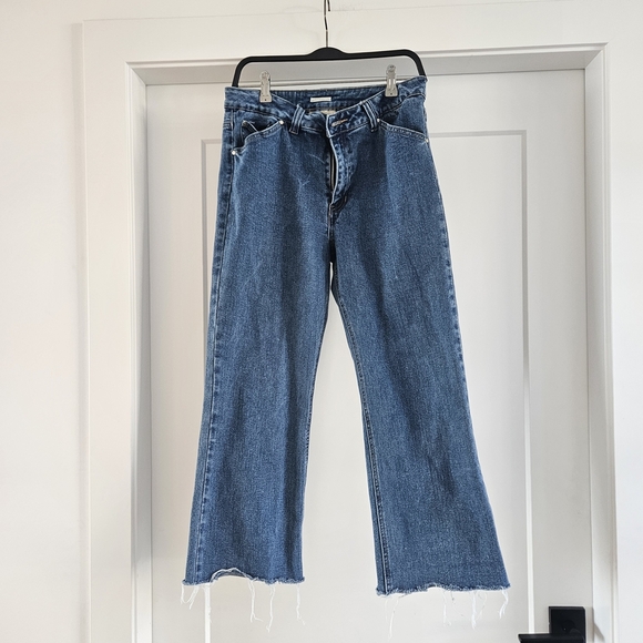 Cotton Ginny Denim - Vintage Cotton Ginny Stylish Blue Flare Jeans for Women Size 8/9 Cropped